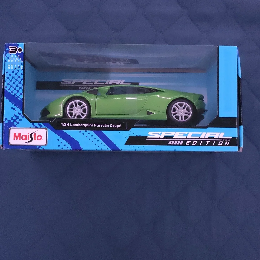 Lamborghini Huracan Coupe-‎ Green 1:24 Scale Diecast Maisto